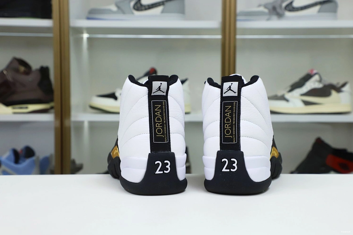 'ROYALTY' AIR 12 RETRO JORDAN 0920